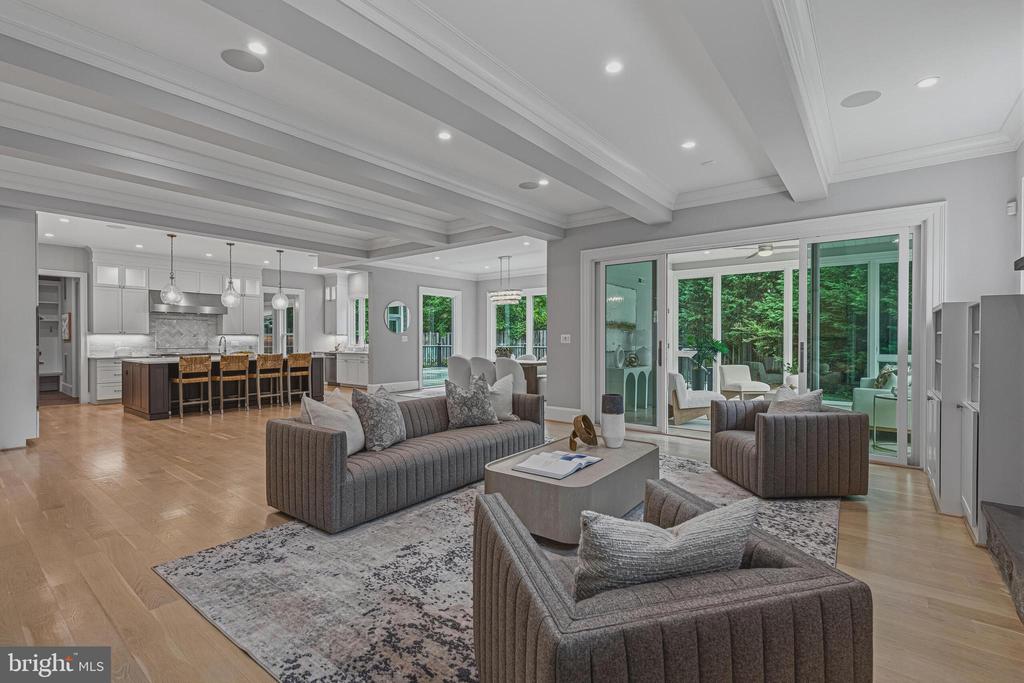 7820 CALPURNIA COURT