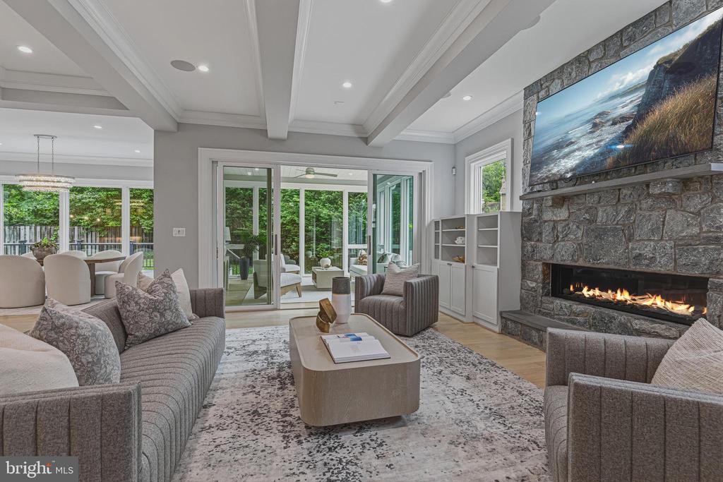 7820 CALPURNIA COURT