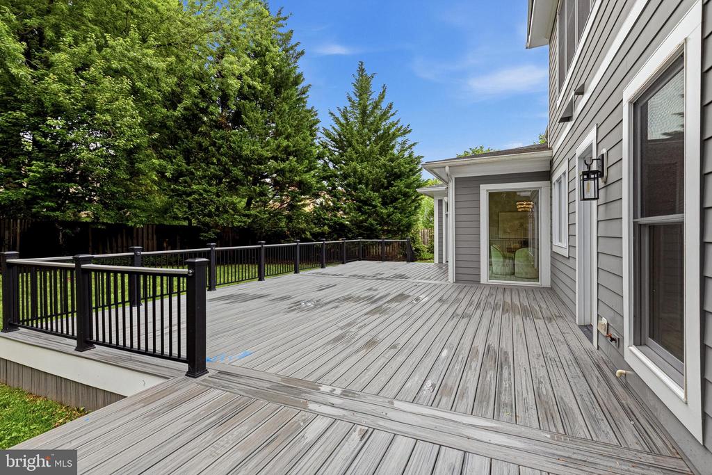 7820 CALPURNIA COURT