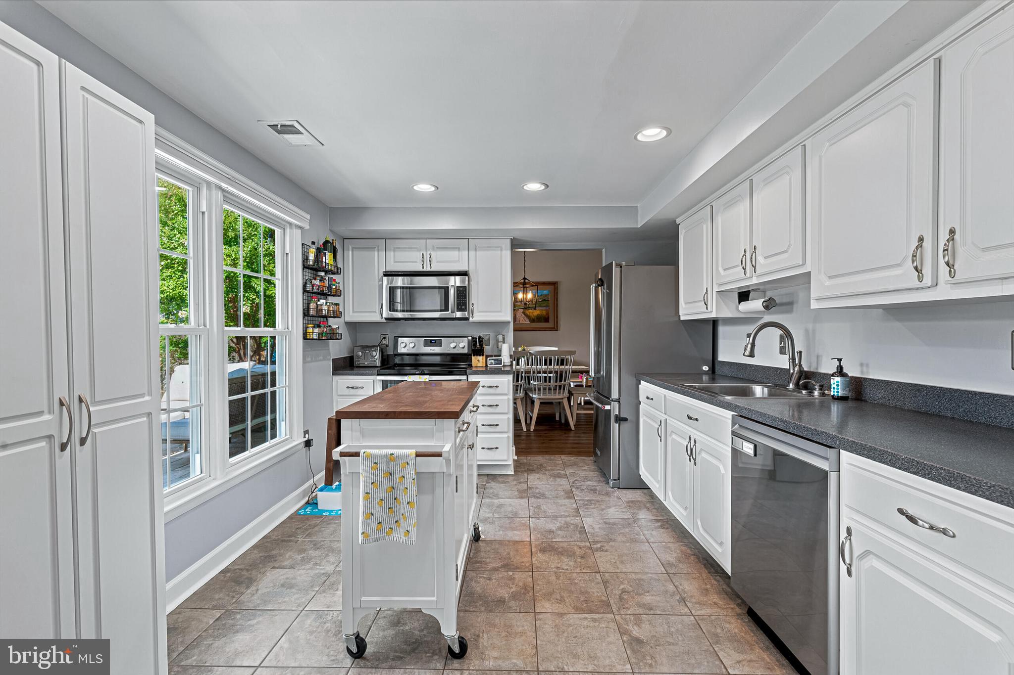 12728 BUILDERS ROAD