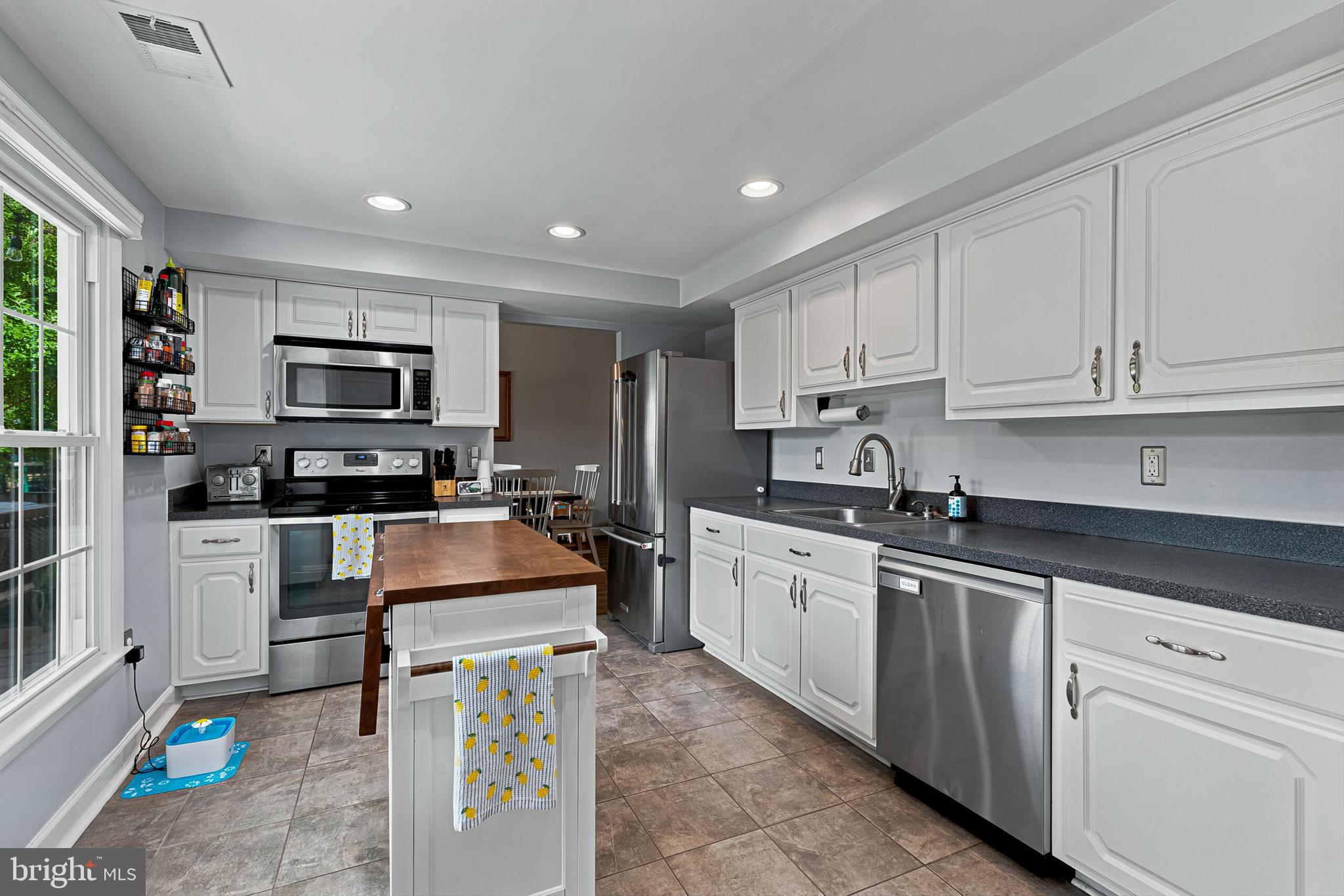 12728 BUILDERS ROAD