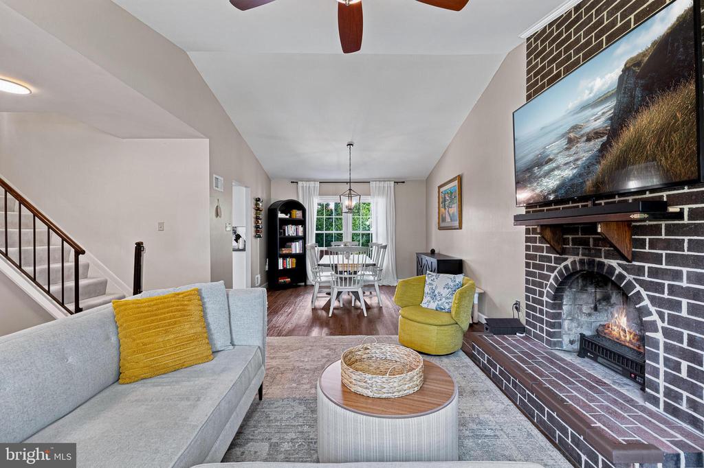 12728 BUILDERS ROAD