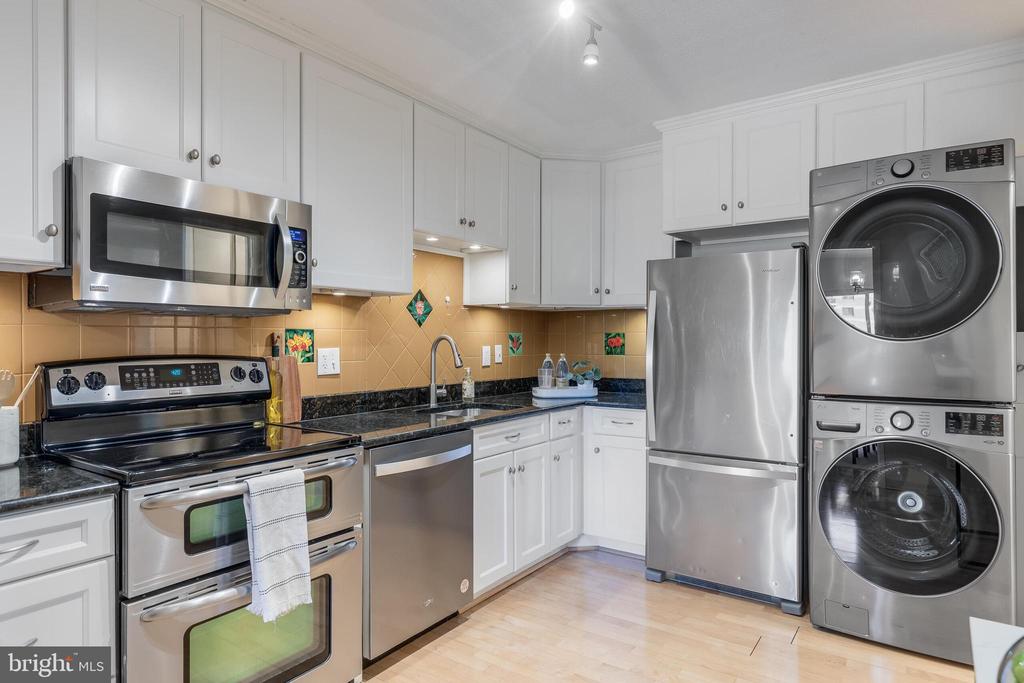 8360 GREENSBORO DRIVE 307