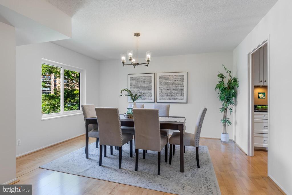 8360 GREENSBORO DRIVE 307