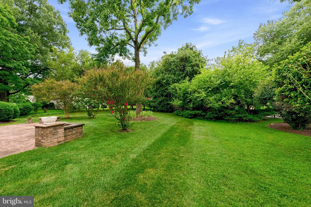 1432 FILENE COURT
