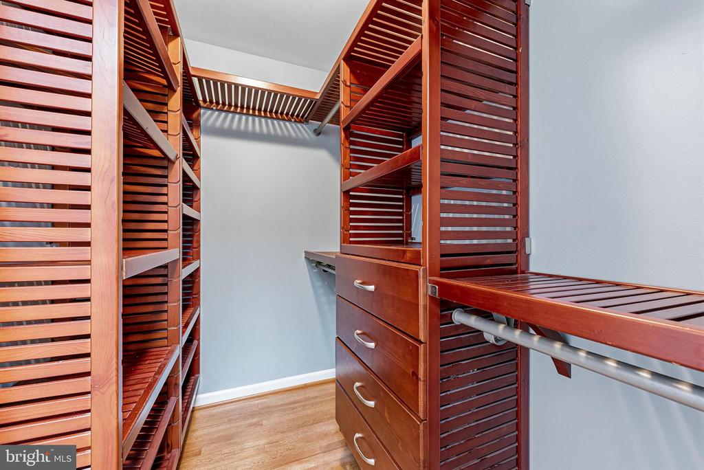 1432 FILENE COURT