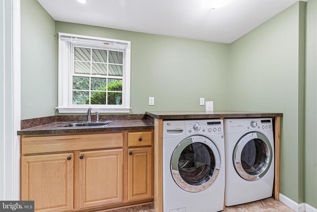 1432 FILENE COURT
