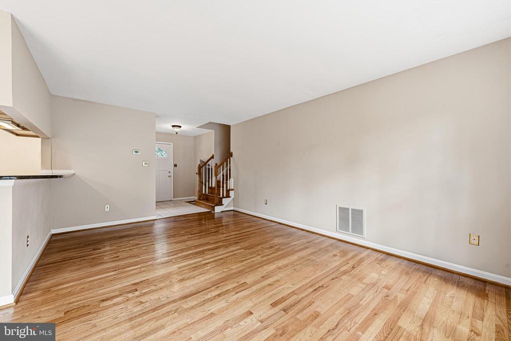 1432 FILENE COURT