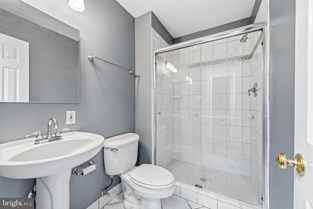 1432 FILENE COURT