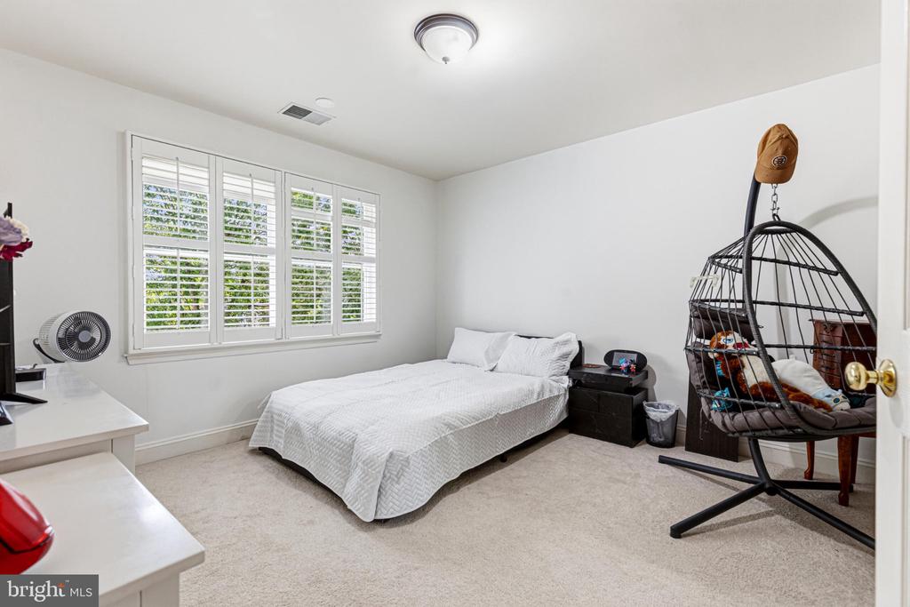 12731 OX MEADOW