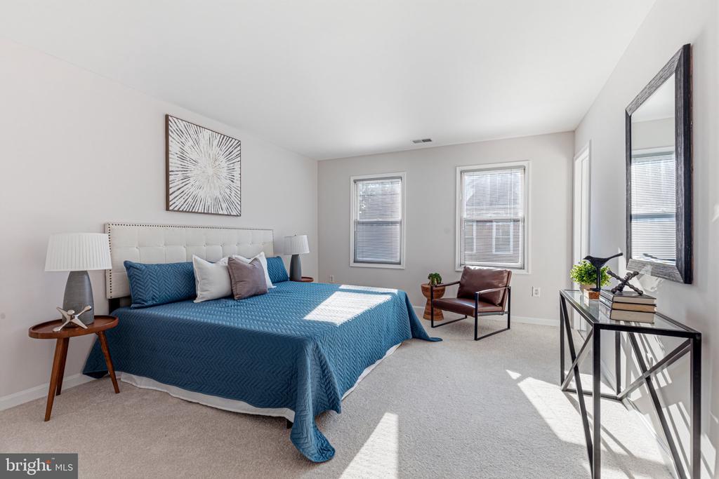 7561 CHRISLAND CV COVE