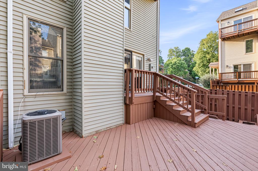 7561 CHRISLAND CV COVE