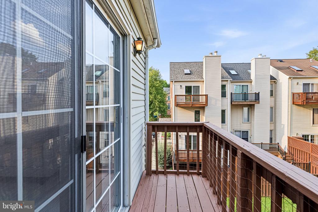 7561 CHRISLAND CV COVE
