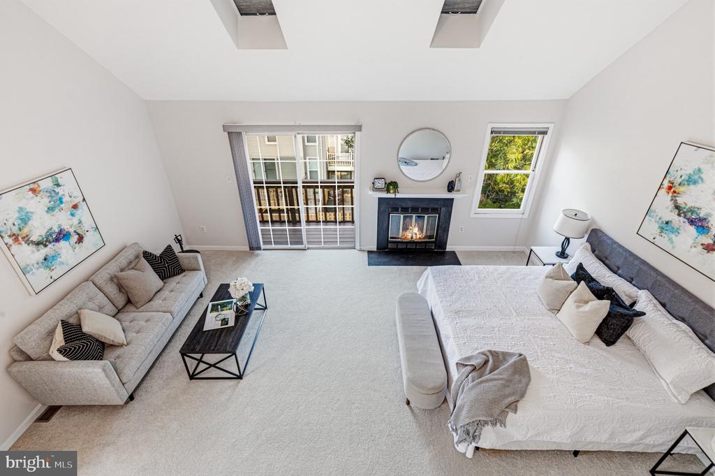 7561 CHRISLAND CV COVE