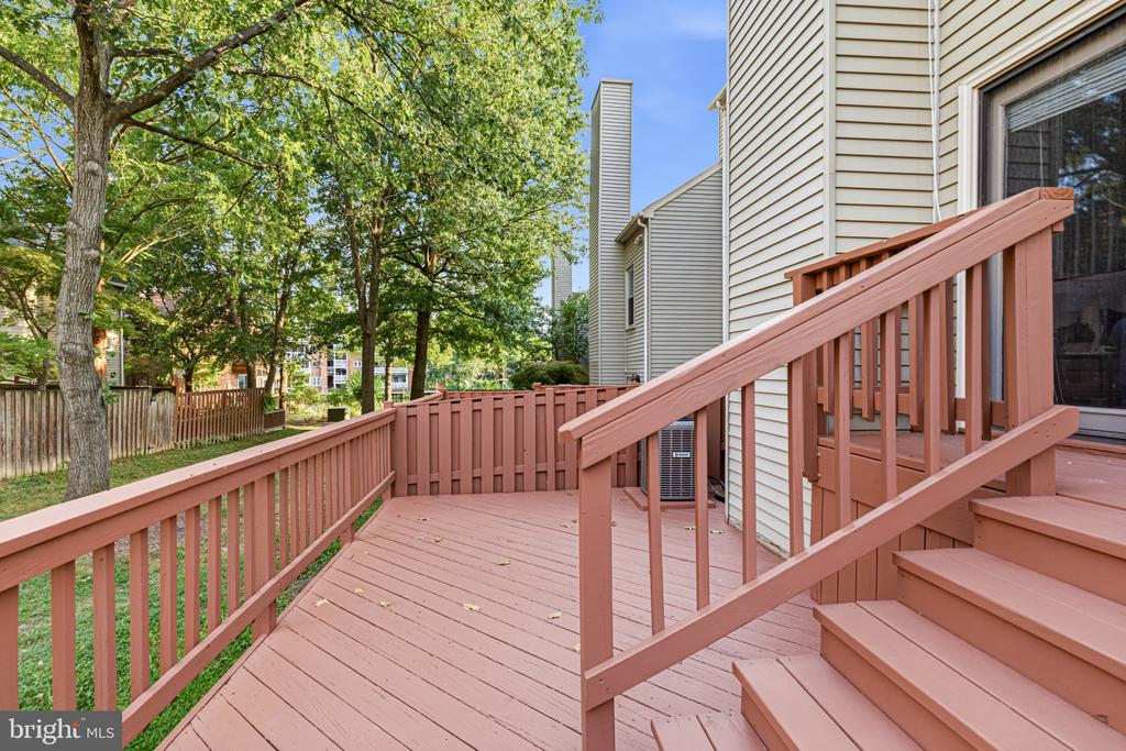 7561 CHRISLAND CV COVE