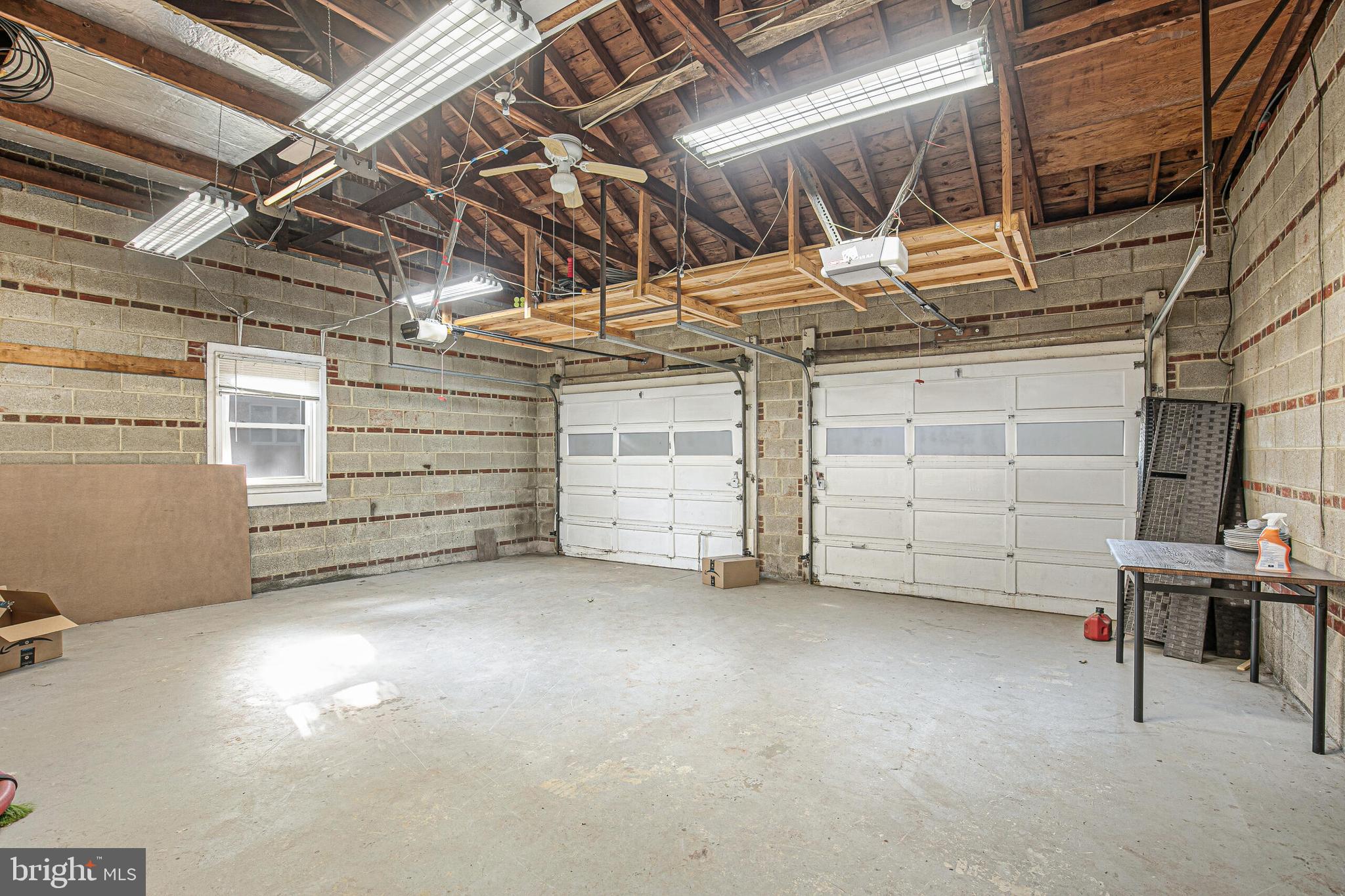 110 Lakeland Dr