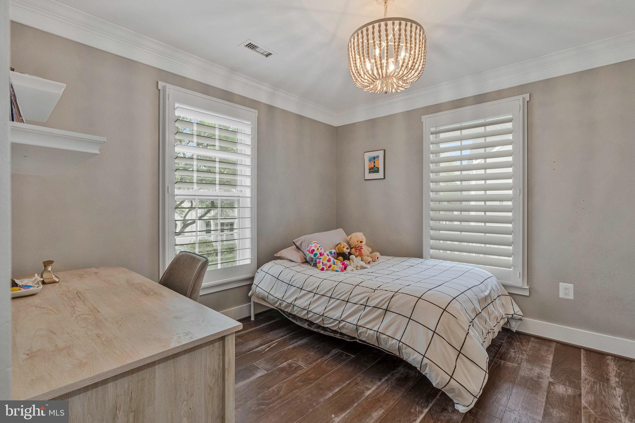 43034 CHESTERTON STREET