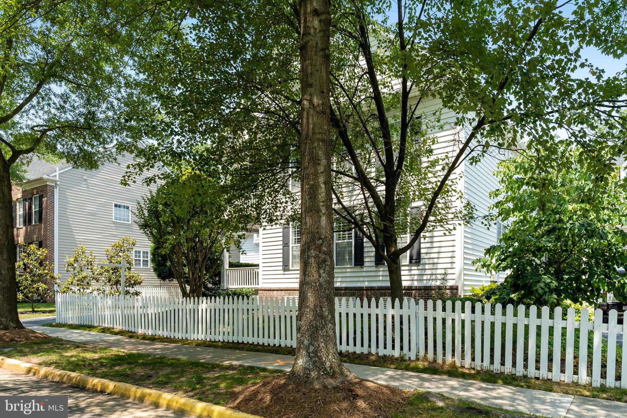 43034 CHESTERTON STREET