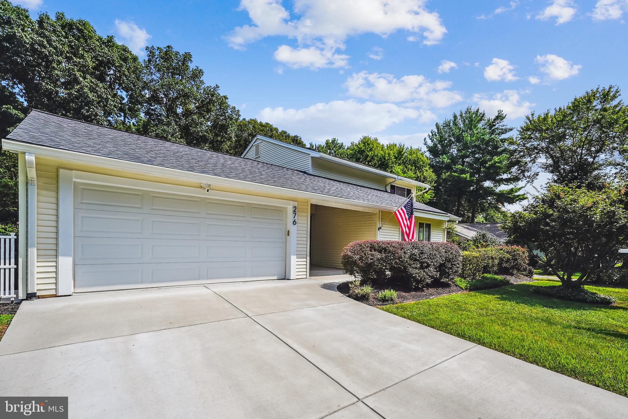 276 W MEADOWLAND LANE W