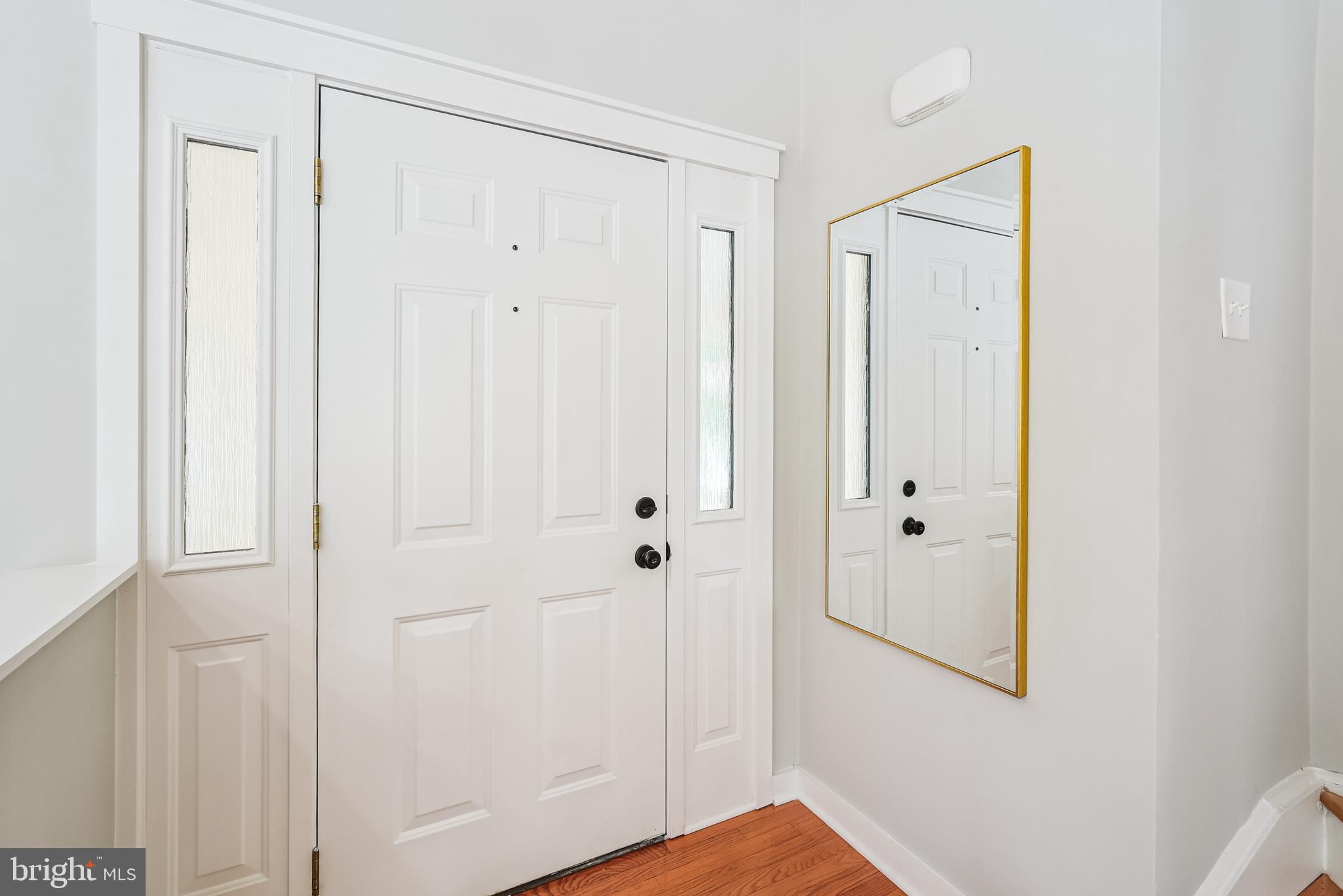 276 W MEADOWLAND LANE W