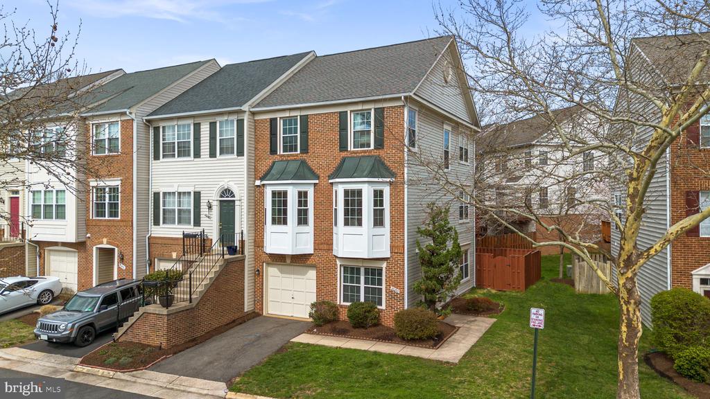20250 BROOKVIEW SQUARE