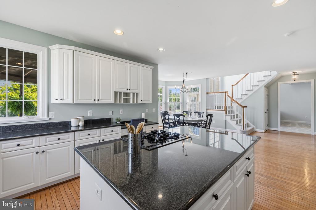21930 BELLAIR COURT