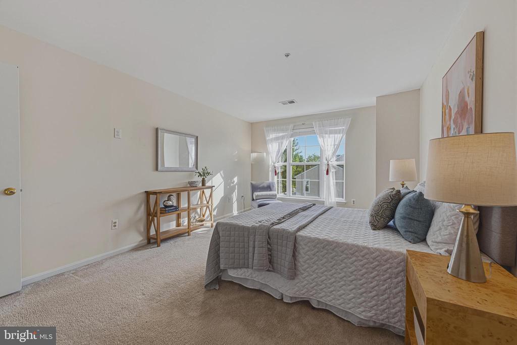 20432 COOL FERN SQUARE