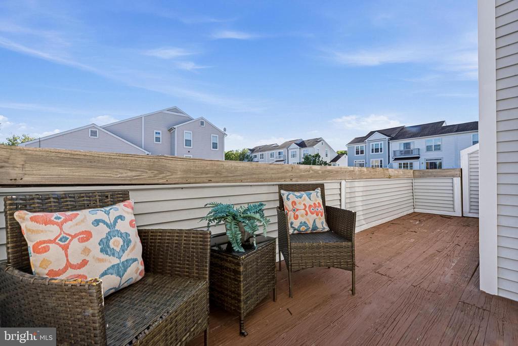 20432 COOL FERN SQUARE