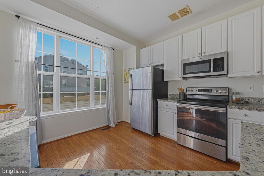 20432 COOL FERN SQUARE