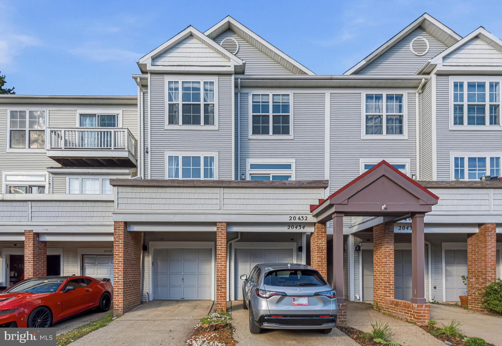20432 COOL FERN SQUARE