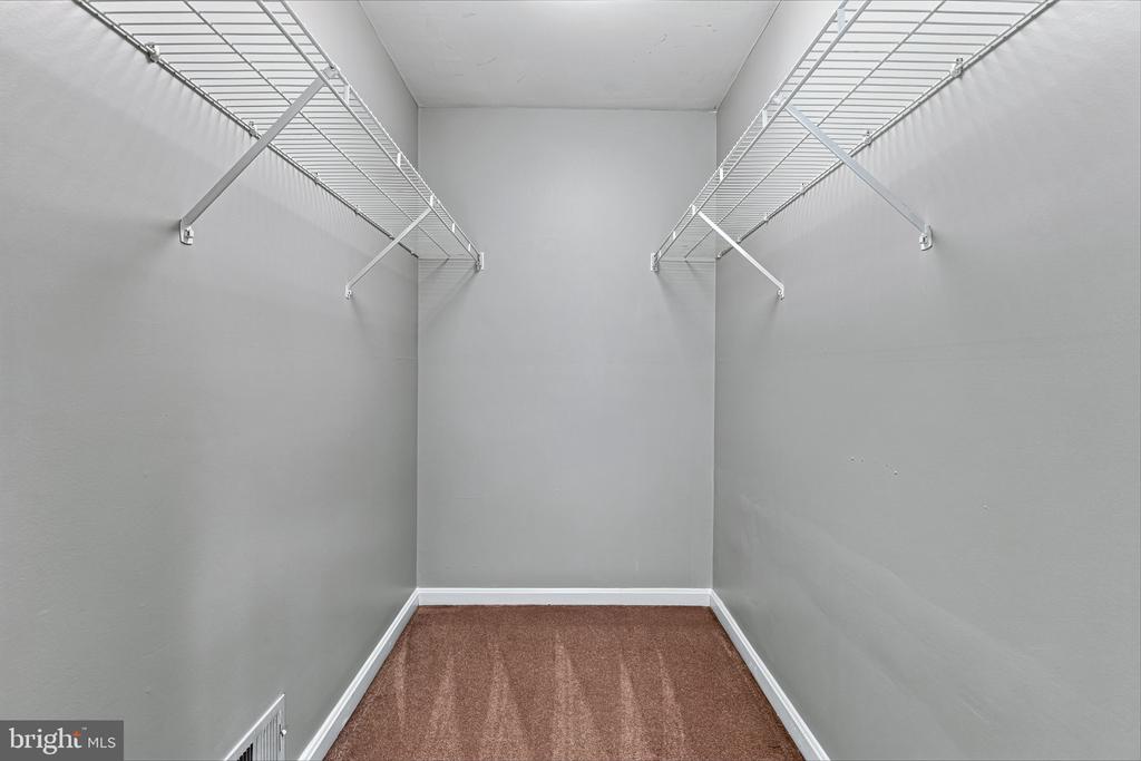 46862 CLARION TERRACE 303