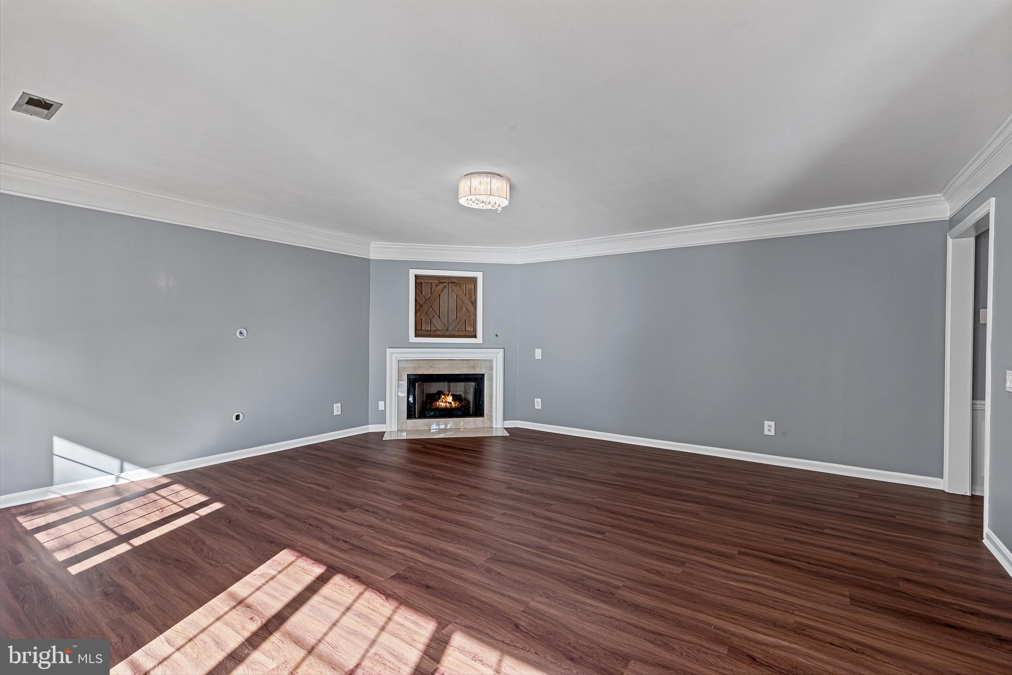 46862 CLARION TERRACE 303