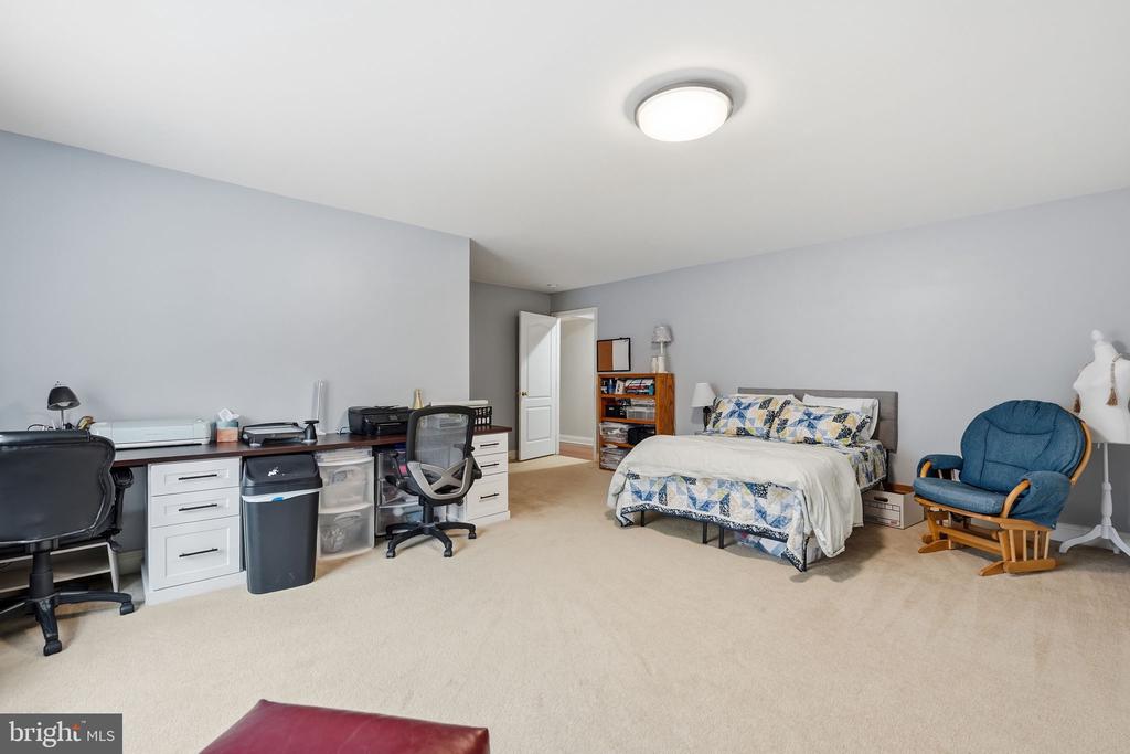 15722 RYDER COURT