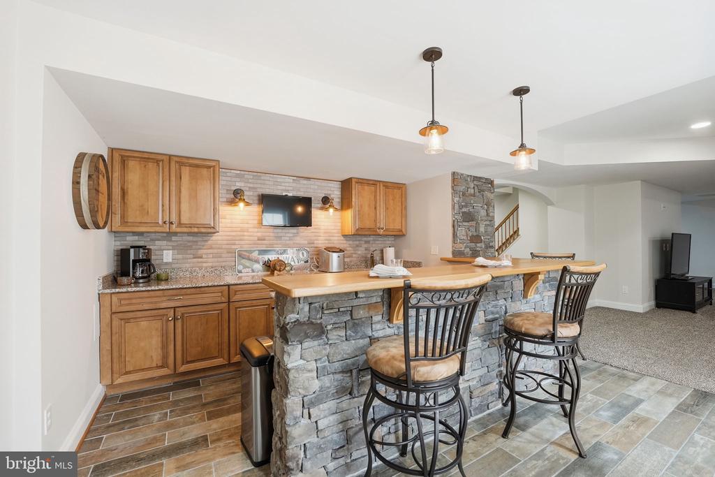 15722 RYDER COURT