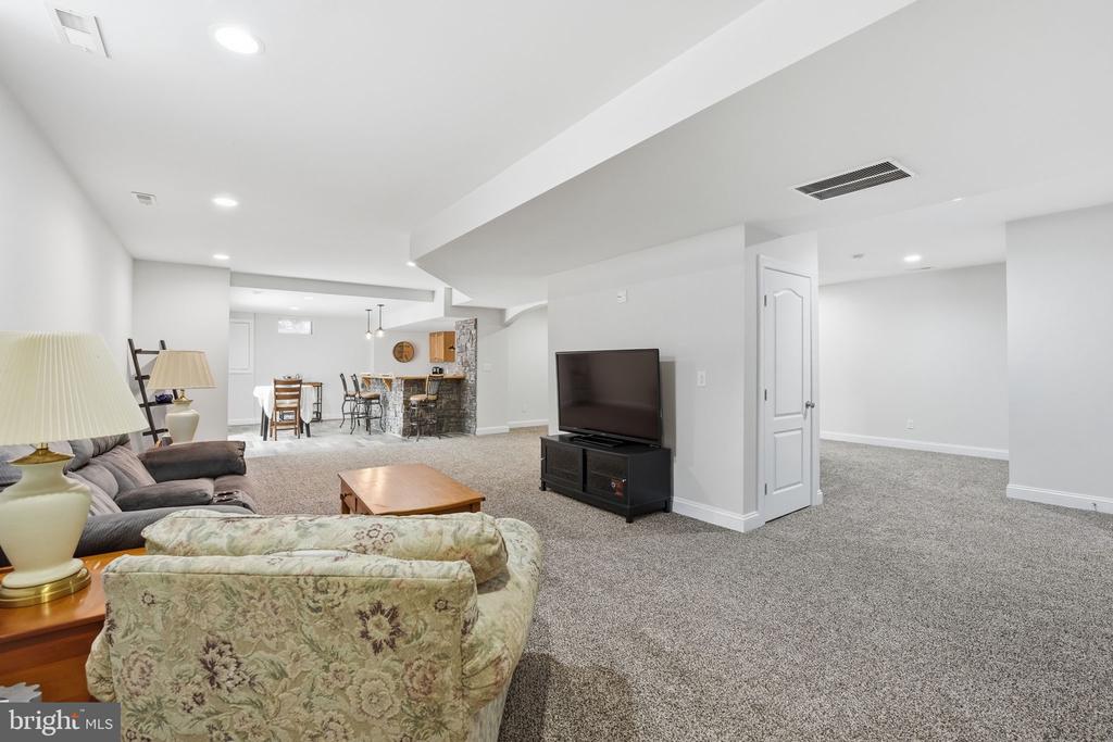 15722 RYDER COURT