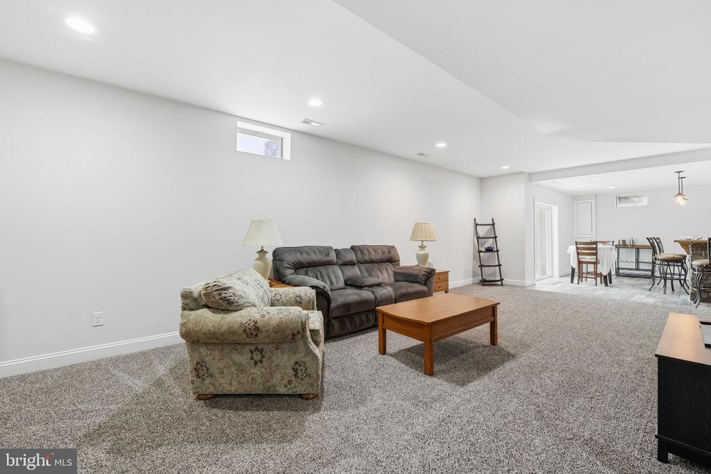 15722 RYDER COURT