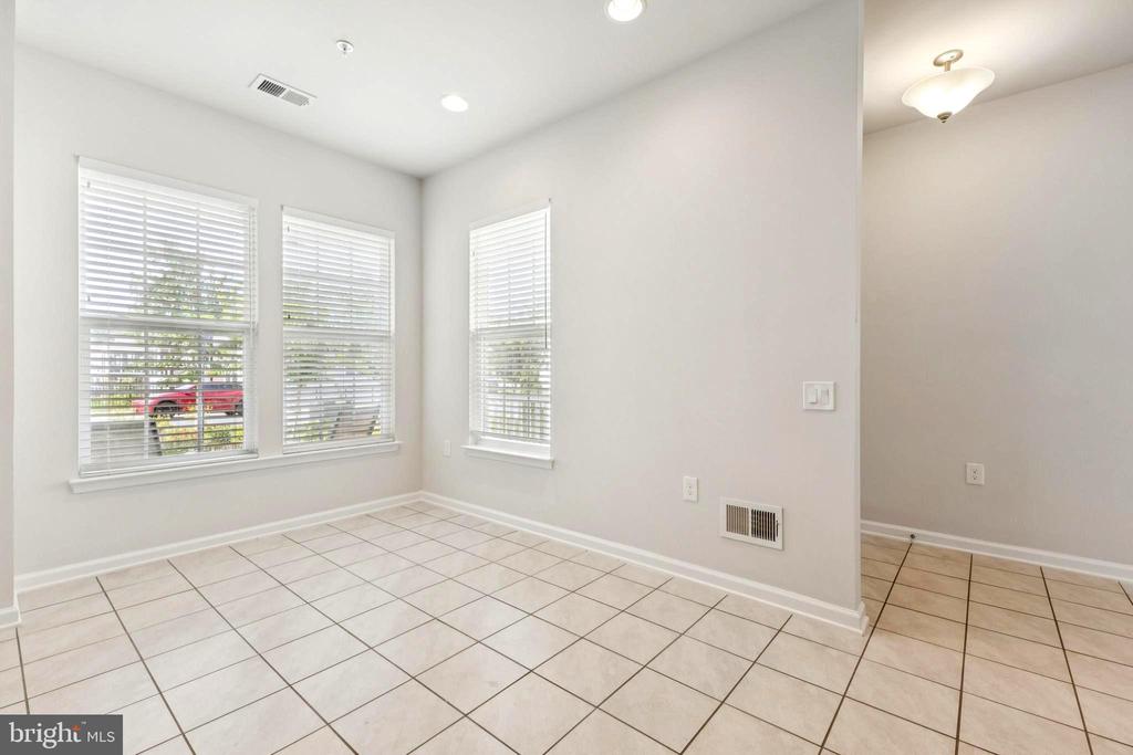 6004 PRESK DRIVE