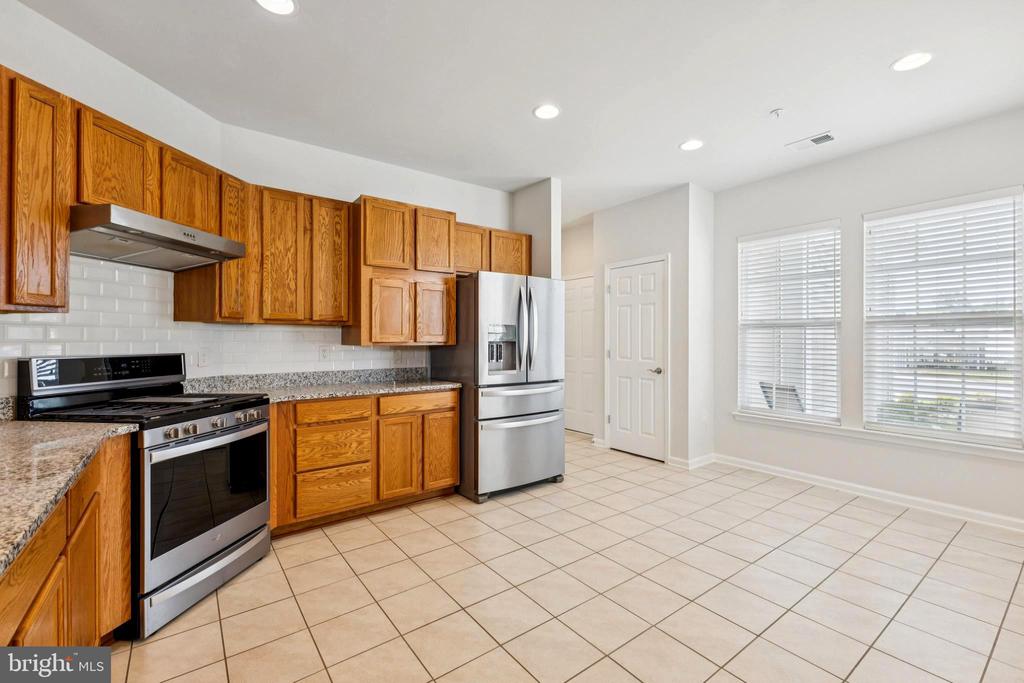 6004 PRESK DRIVE