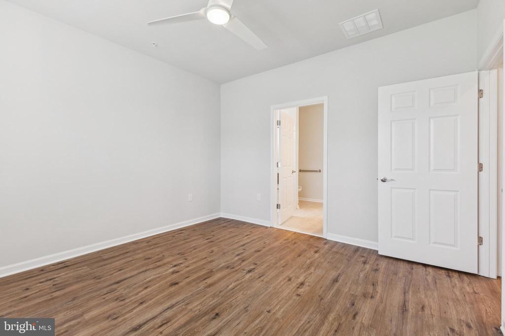 6004 PRESK DRIVE