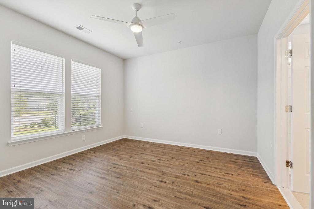 6004 PRESK DRIVE