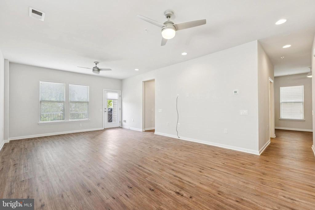 6004 PRESK DRIVE