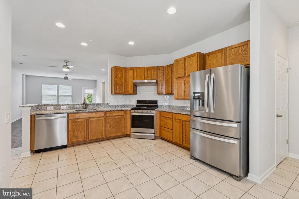 6004 PRESK DRIVE