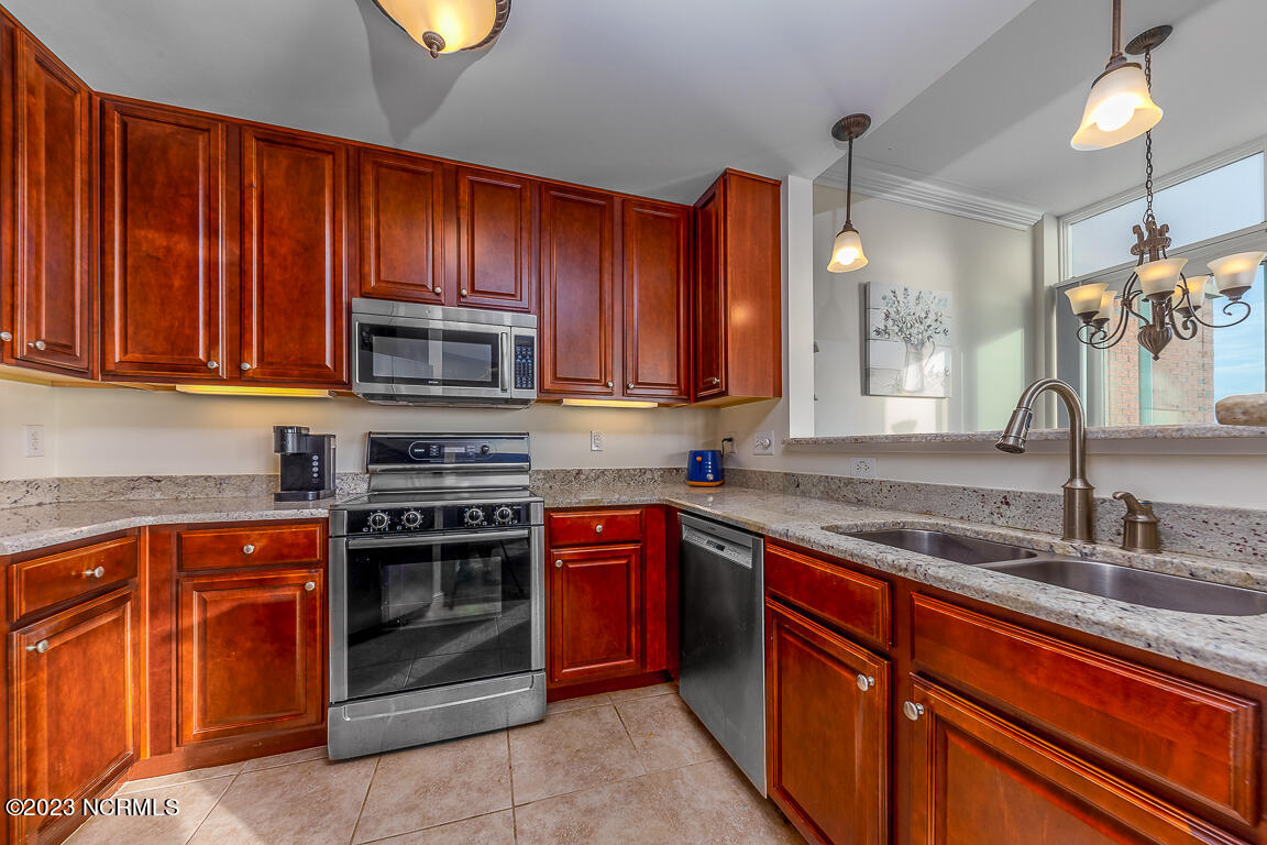 423 Sky Sail Boulevard