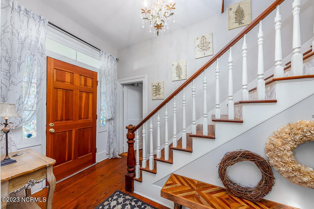 406 Metcalf Street