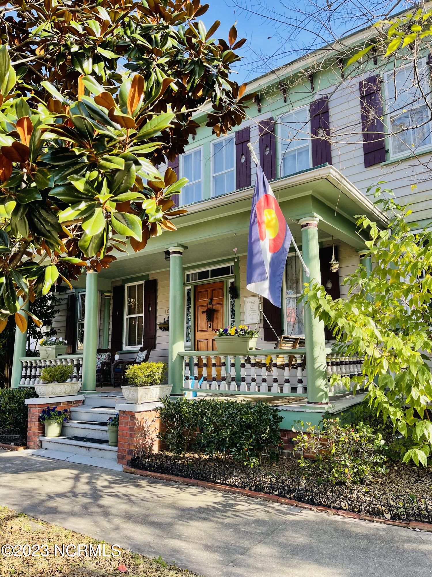 406 Metcalf Street
