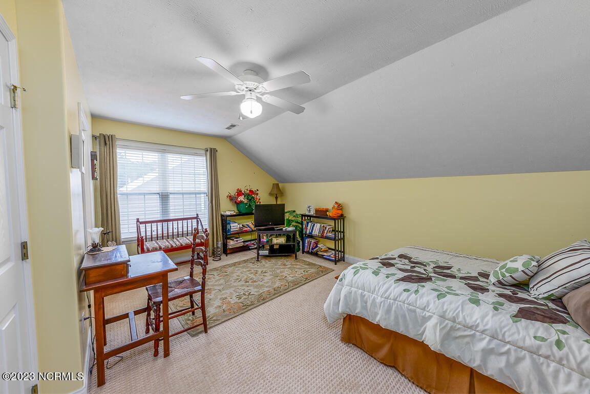 404 Neuchatel Road