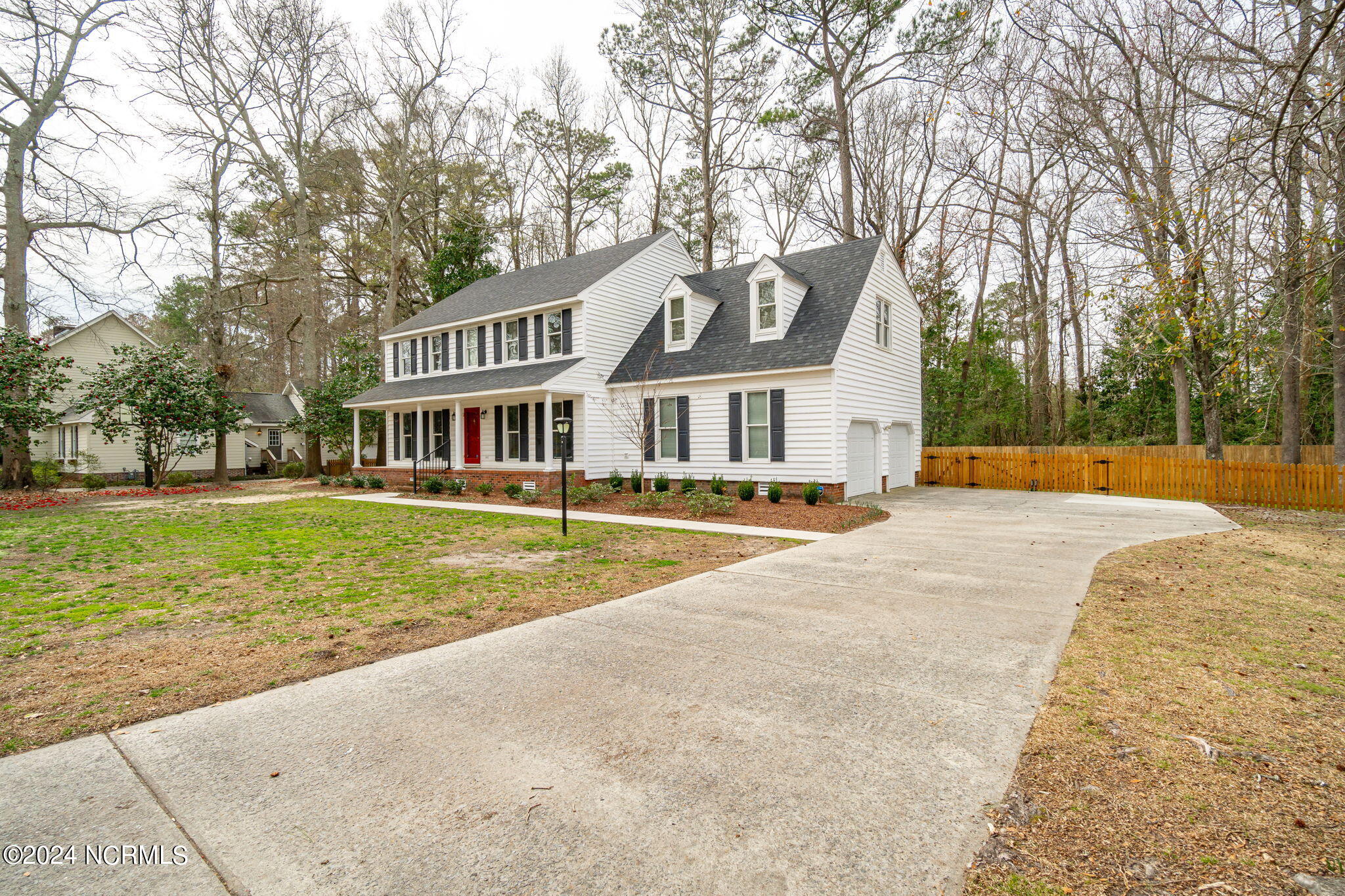 1035 Colleton Way
