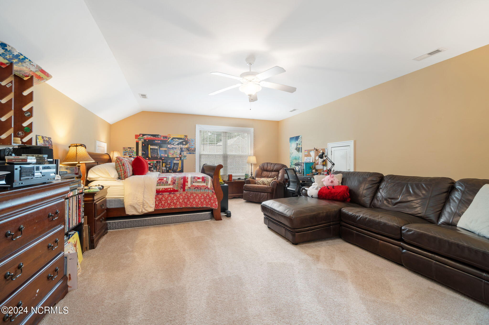 113 Emmen Road