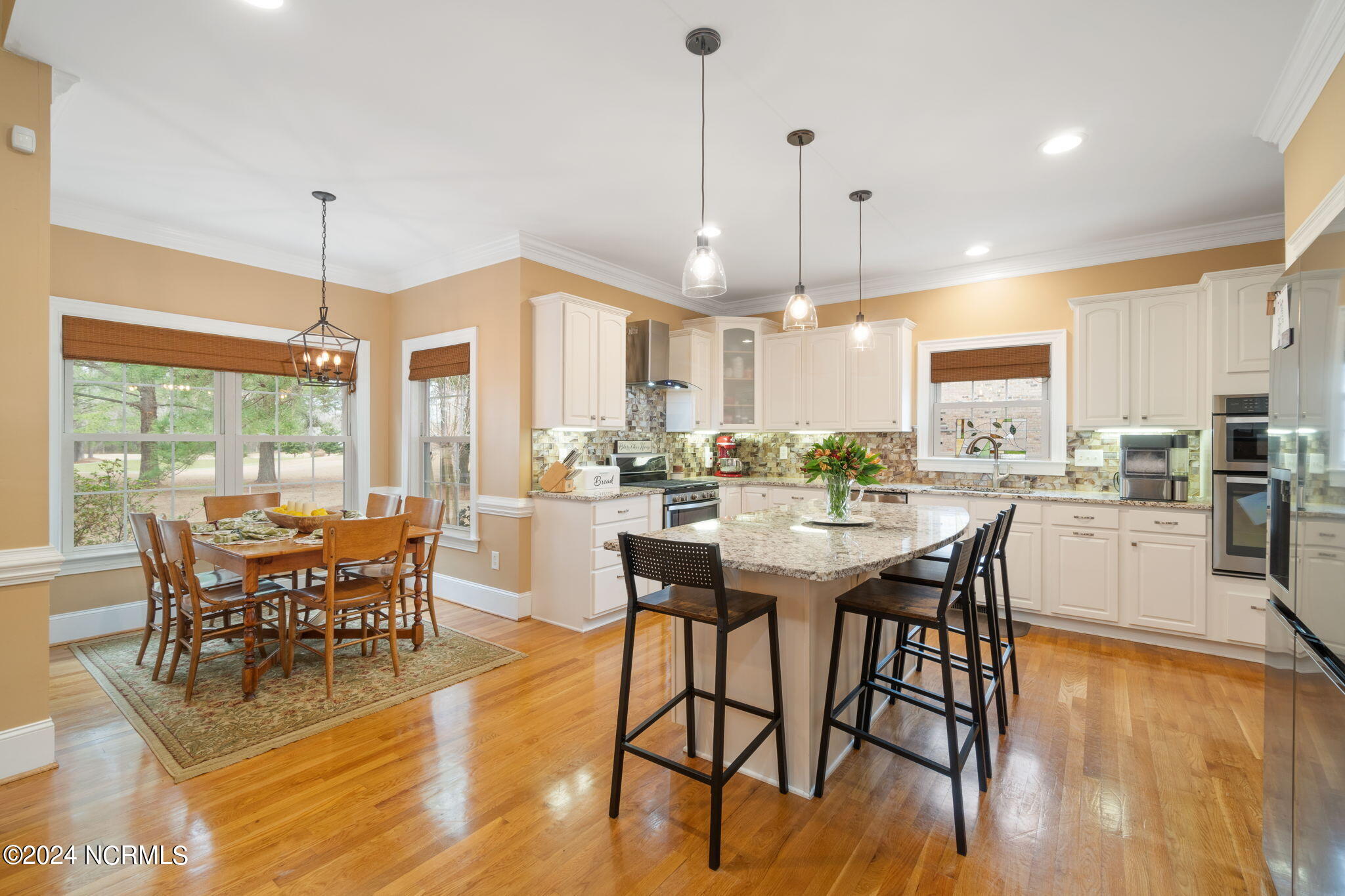 113 Emmen Road