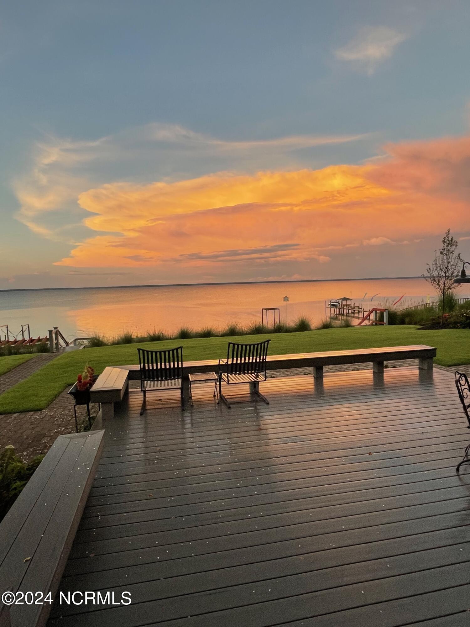 232 Drake Landing